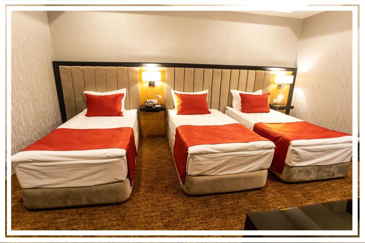 Premium Hotel กันจา ภายนอก รูปภาพ